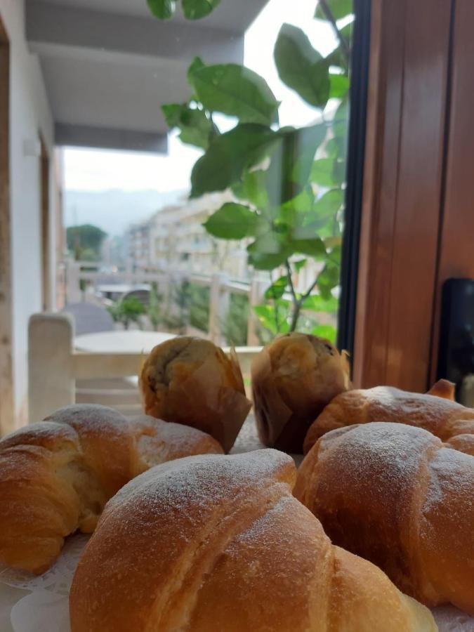 Luiselle Charming Accommodation Sorrento City Center מראה חיצוני תמונה